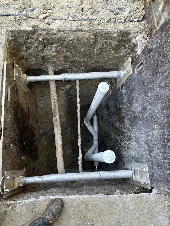 Experienced plumber completing Gas Line Repair work in Huntington Woods